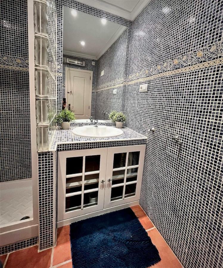 Cosy, Seaview Apartment, Close To Beach And Bars -Edificio Rhin カンポアモル エクステリア 写真