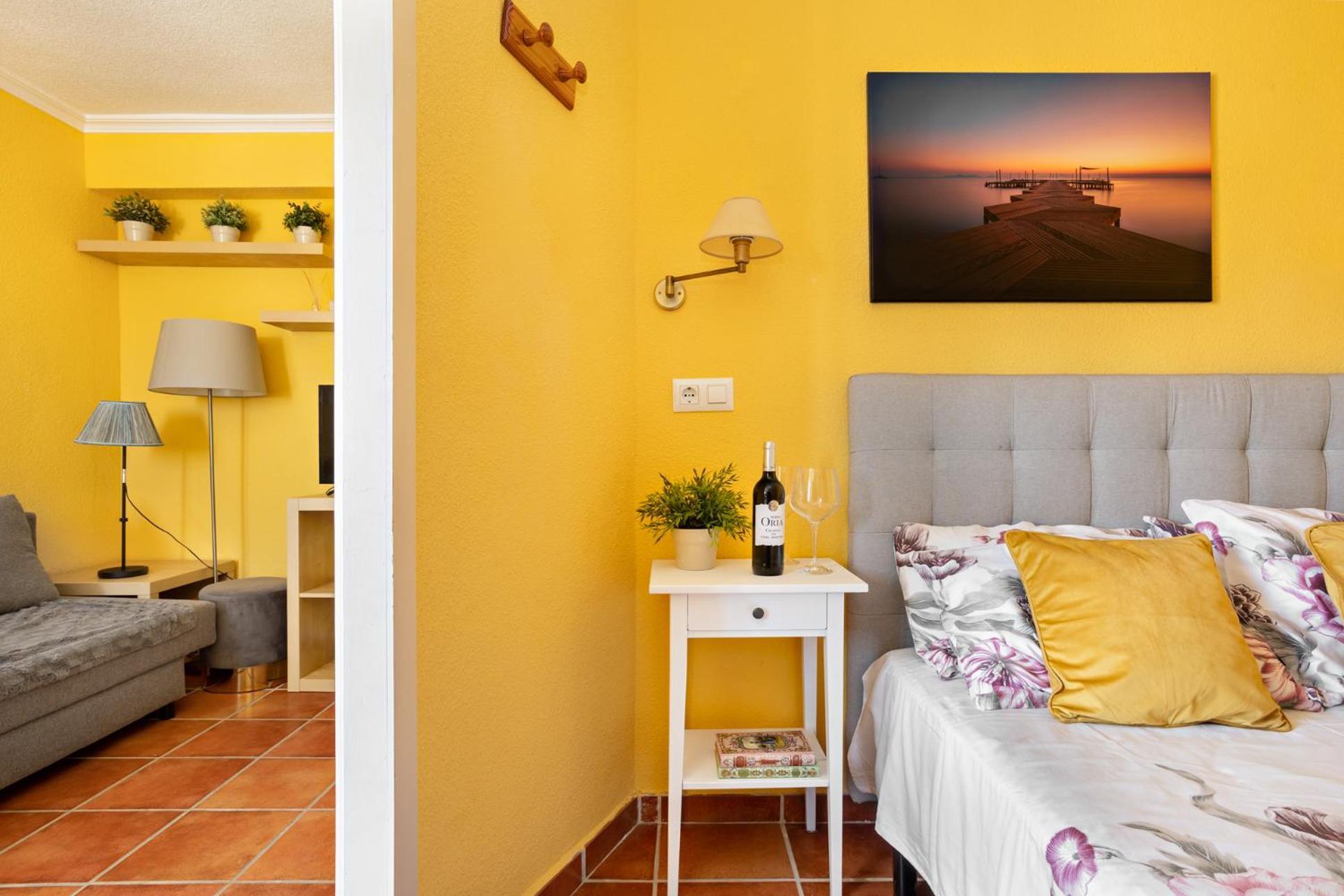 Cosy, Seaview Apartment, Close To Beach And Bars -Edificio Rhin カンポアモル エクステリア 写真